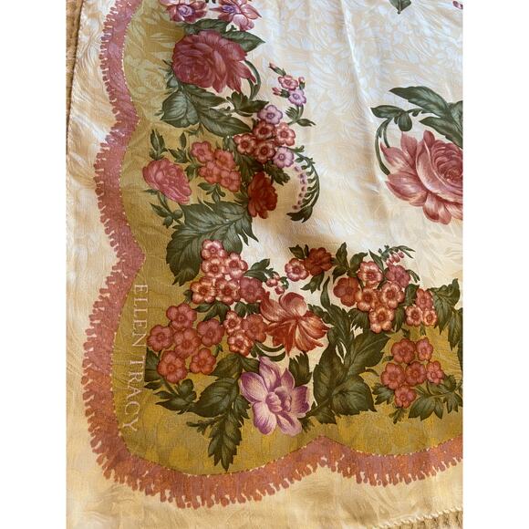 Ellen Tracy Silk Grandmacore Cottage Floral Tan Gold & Pink Square Scarf 35x34 - Picture 4 of 7